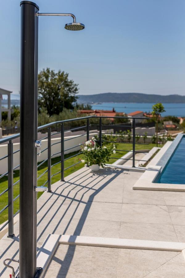 Luxurious Villa Meri Kastela Exterior photo