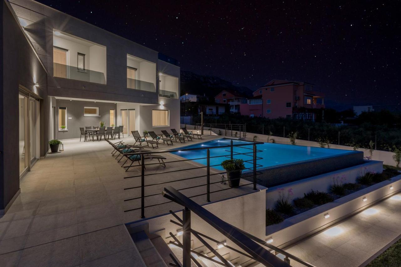 Luxurious Villa Meri Kastela Exterior photo