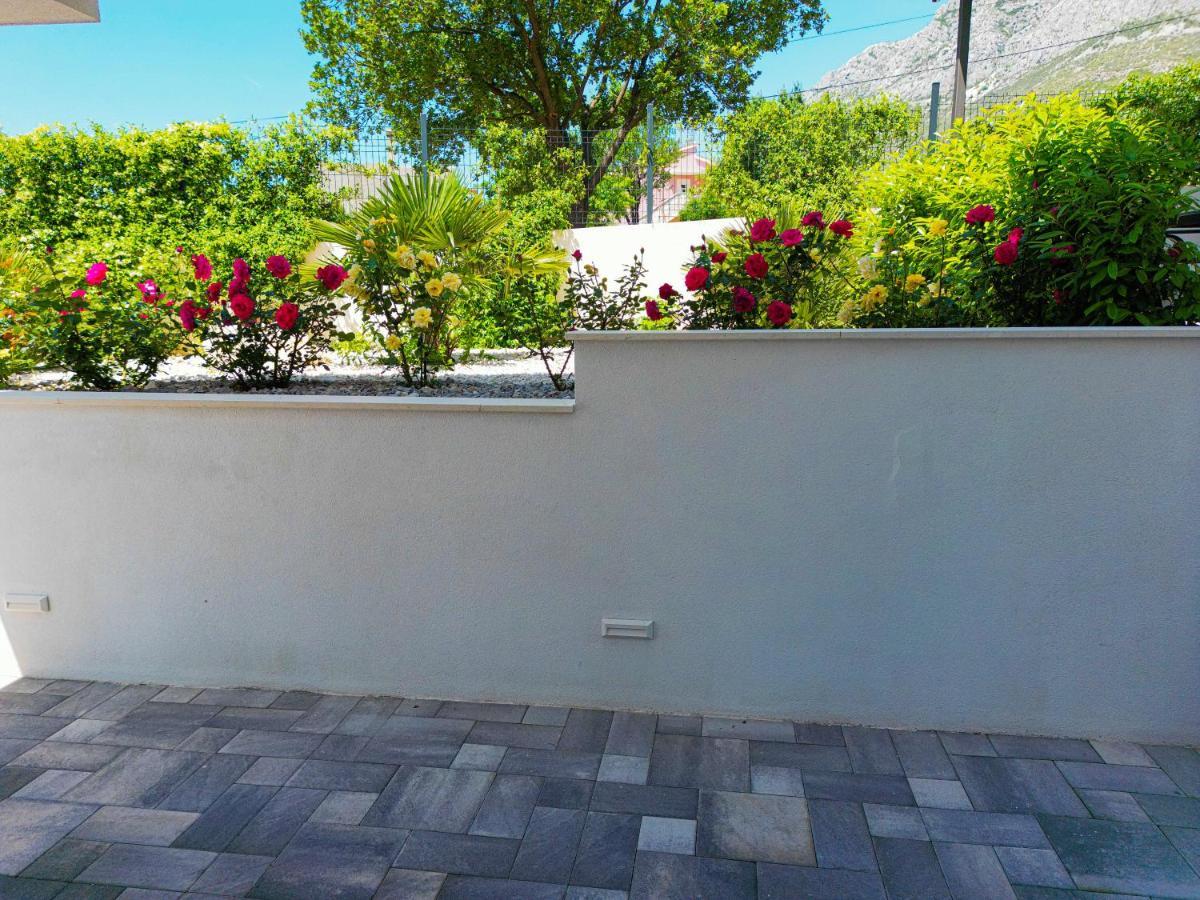 Luxurious Villa Meri Kastela Exterior photo