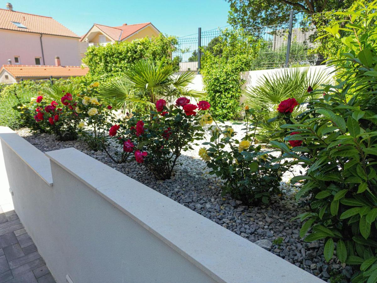Luxurious Villa Meri Kastela Exterior photo
