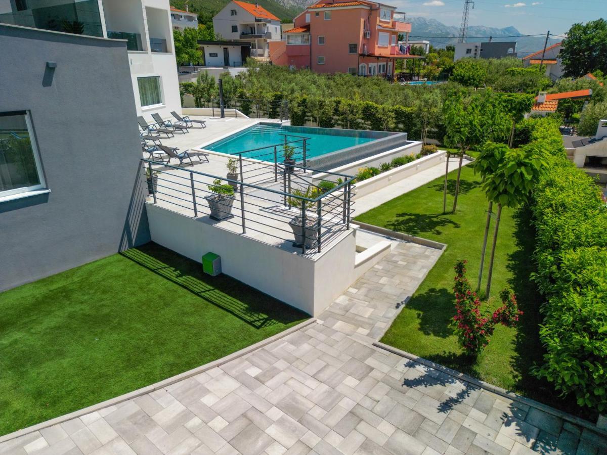 Luxurious Villa Meri Kastela Exterior photo