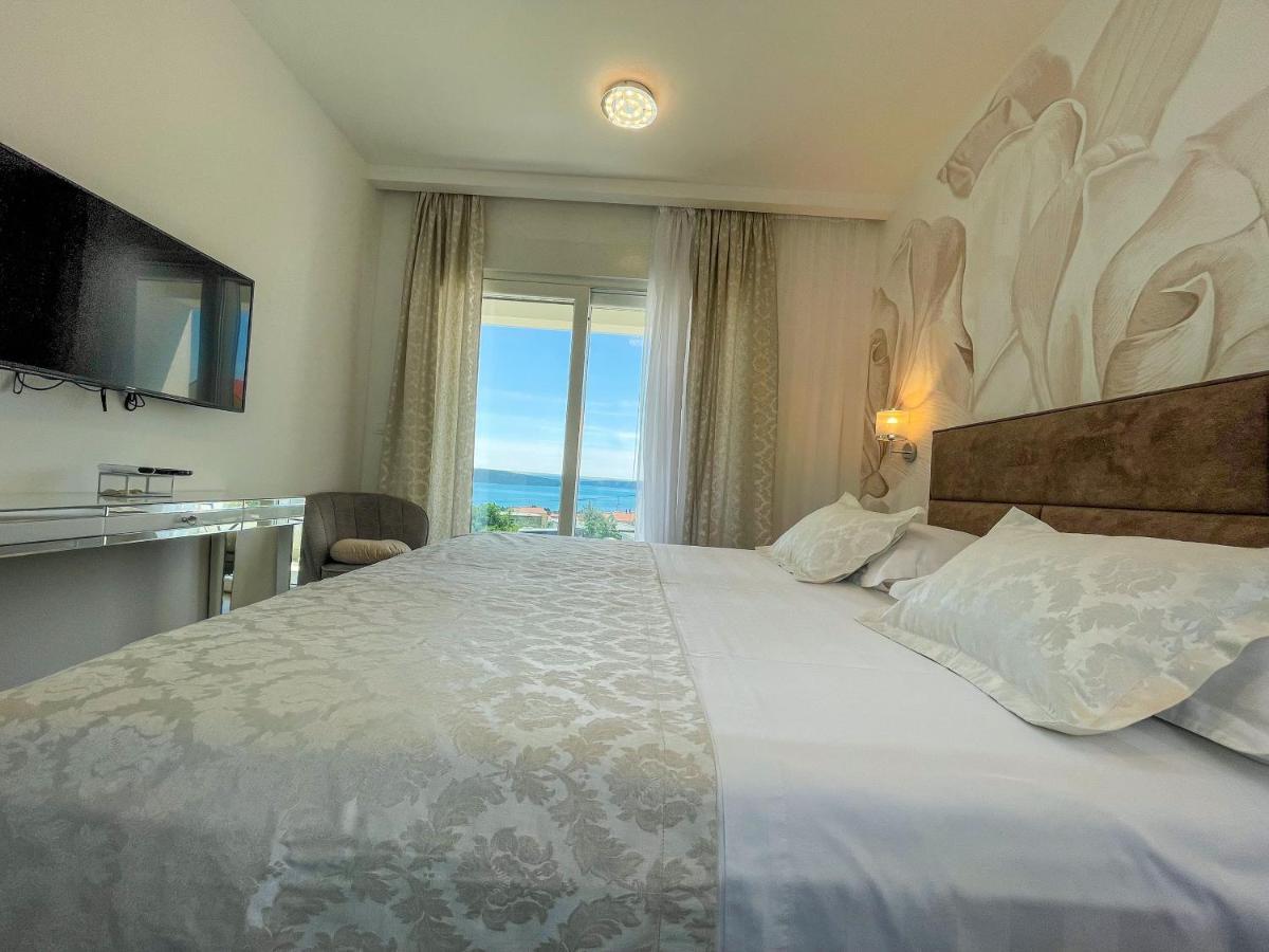 Luxurious Villa Meri Kastela Exterior photo